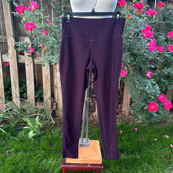 Mondetta Women’s Burgundy Track Suit - Picture 4 of 13